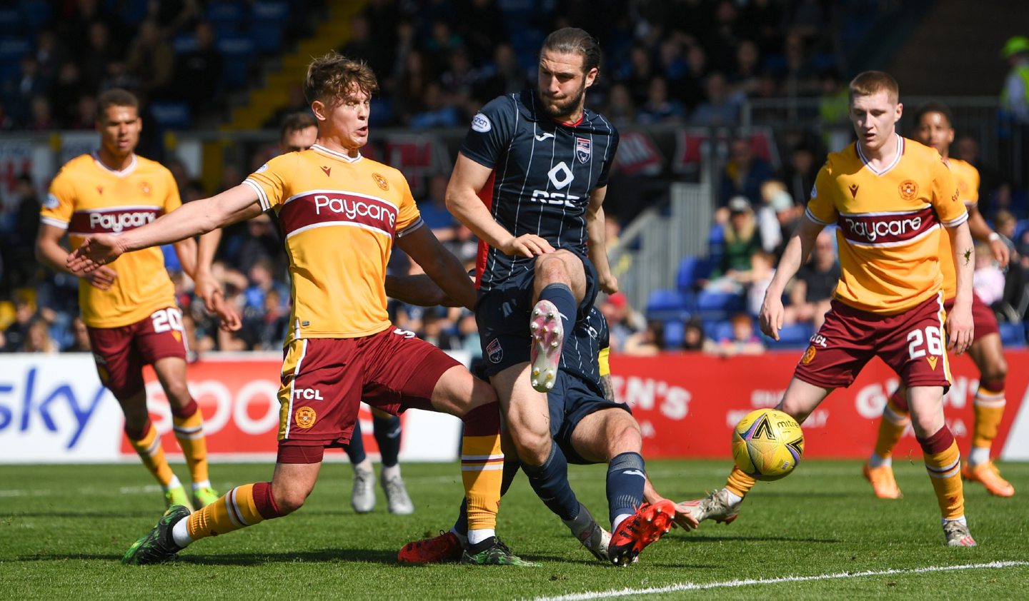 Alex Iacovitti in action against Motherwell.