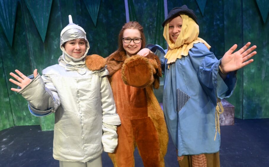 Junior Aberdeen Youth Music Theatre Wizard of Oz