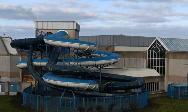 The iconic flumes at Aberdeen's Beach Leisure Centre remain closed, with 'no plans' to reopen them.