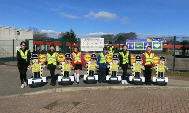 Holm Primary School is taking part in Walk to School Week and already has some great road safety initiatives underway.