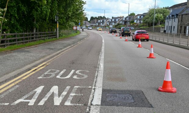 The bus lane has been closed. Picture by Kenny Elrick 25/05/2022.