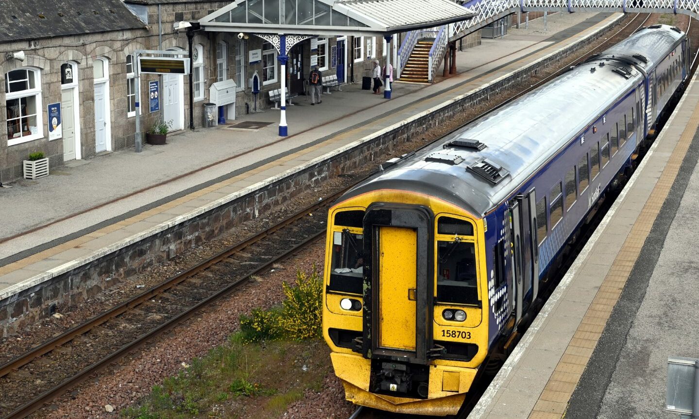 scotrail late-night services