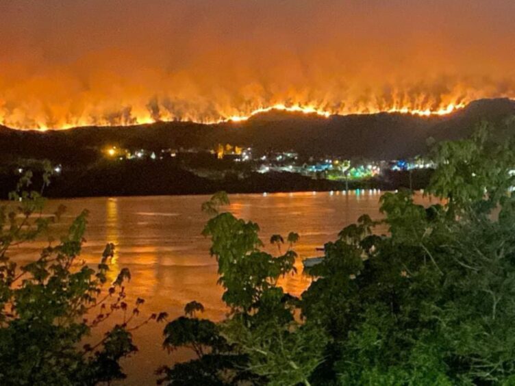 Picture shows wildfire at Kyle of Localsh.