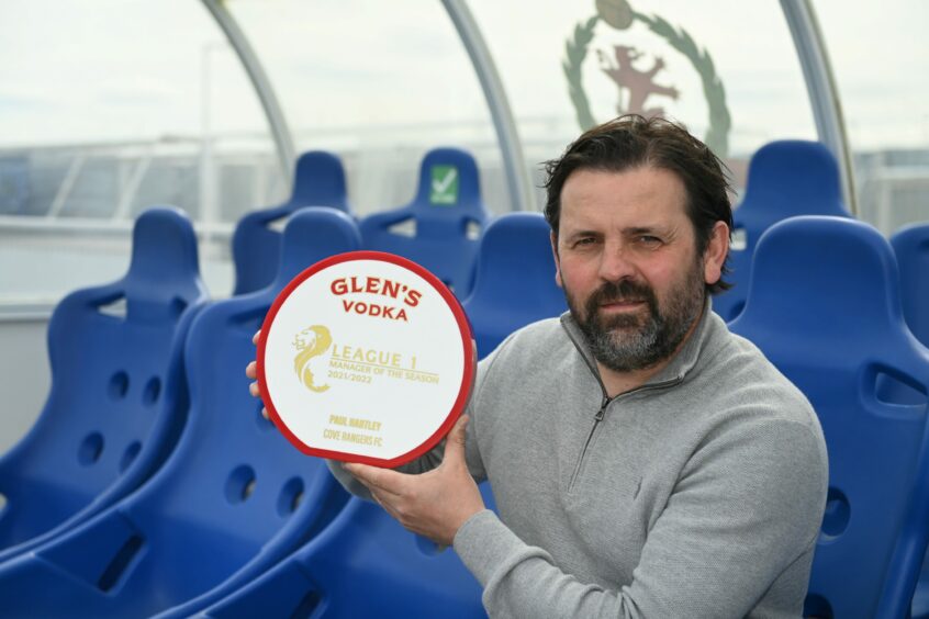 Cove Rangers manager Paul Hartley with his League One manager of the year award