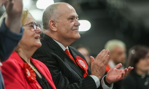 Barney Crockett, Labour leader clapping his hands