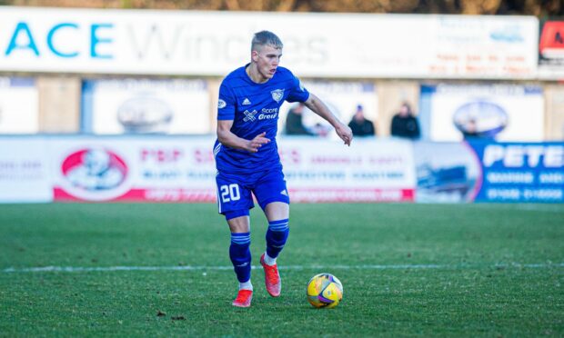 Ryan Duncan in action for Peterhead. Image: Wullie Marr/DC Thomson