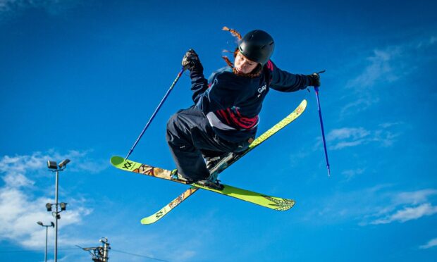 Winter Olympian Kirsty Muir shows off her skills to the GB squad