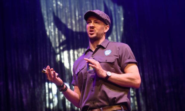 BrewDog boss James Watt has offered to share part of his stake in the firm with employees after facing accusations of creating a toxic workplace.