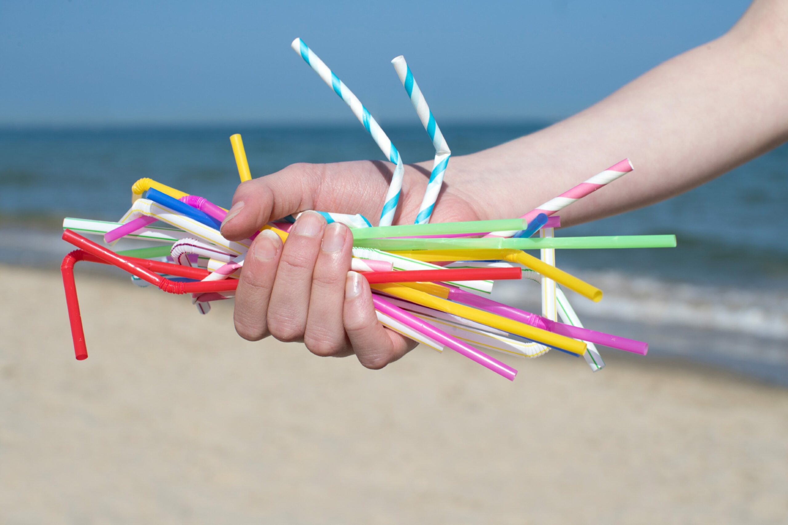 plastic straws are banned in scotland from june 1