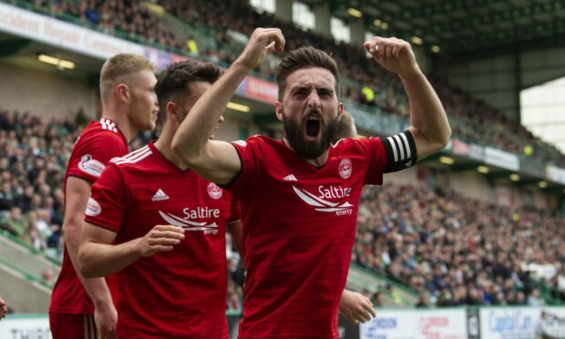 Former captain Graeme Shinnie returns to Aberdeen on a loan deal until the end of the season
