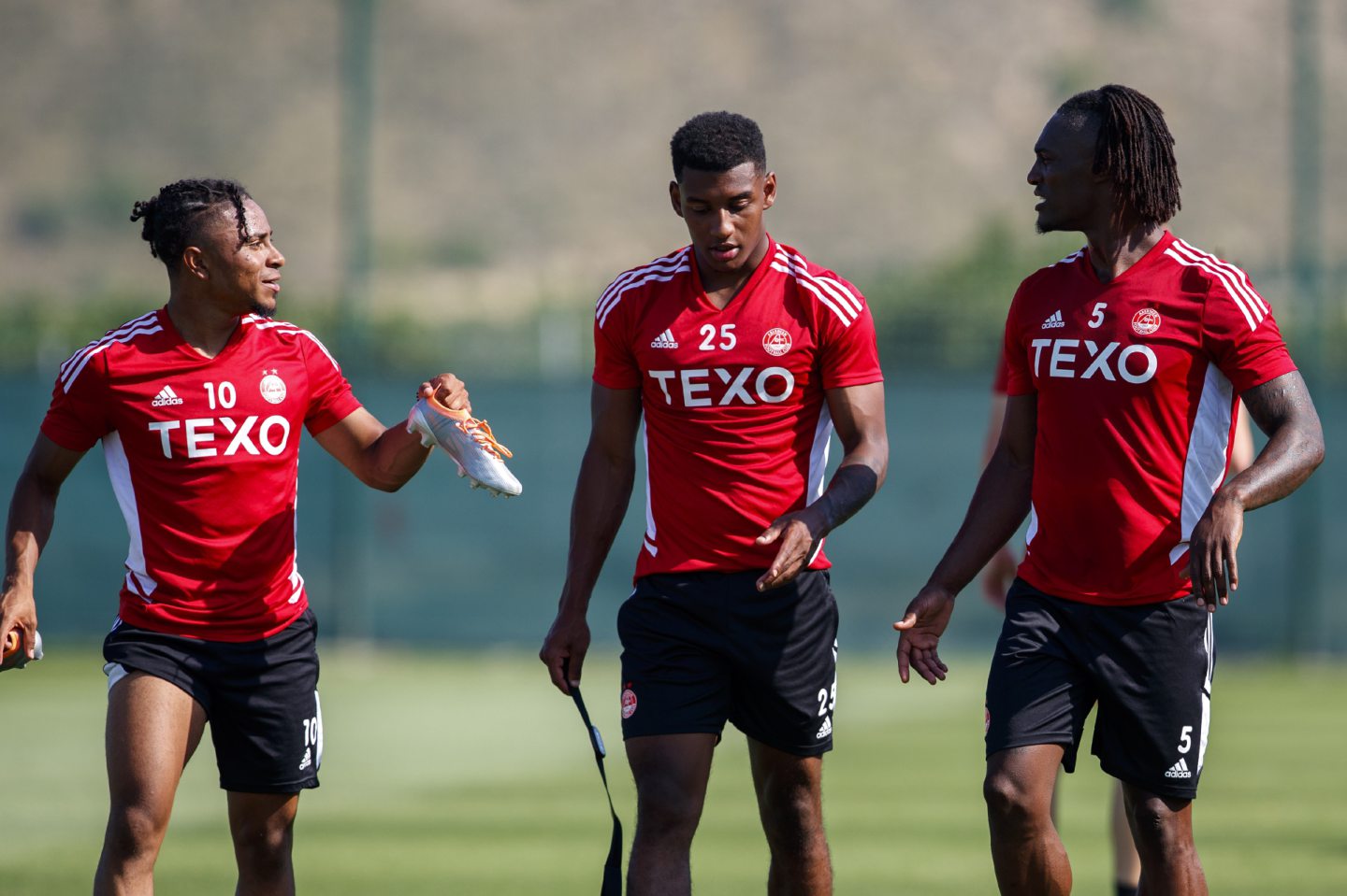 Vicente Besuijen, Jayden Richardson and Anthony Stewart during training in Spain.