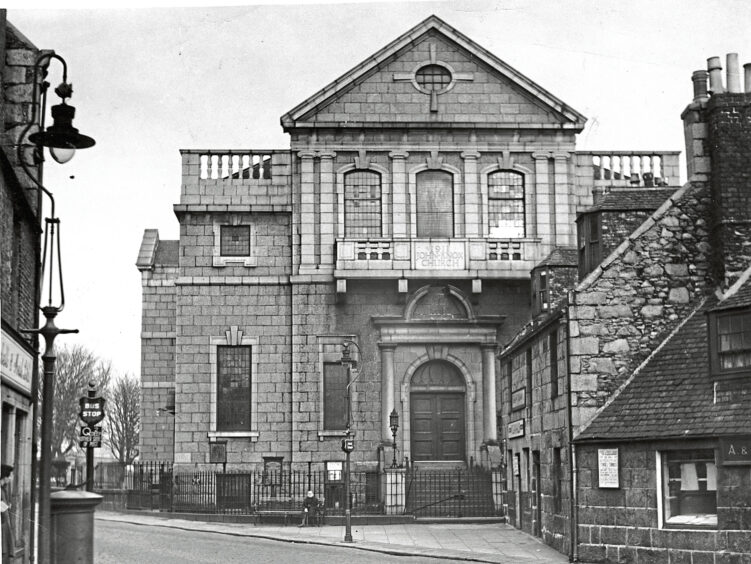 A photograph of John Knox Church at Mounthooly in Aberdeen in 1949. How Aberdeen looked in the 1940s.