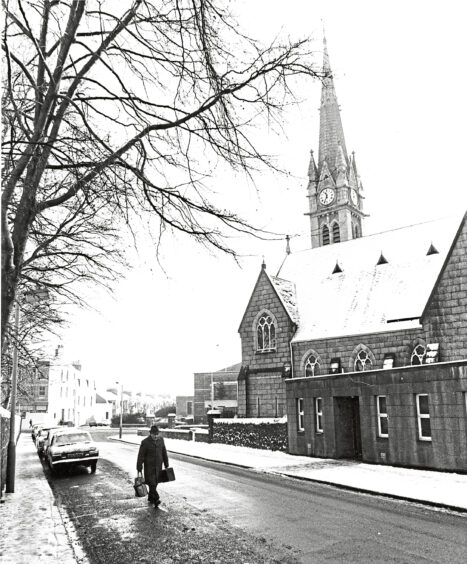 Mannofield Church on Craigton Road in 1981