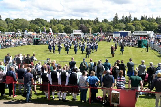 piping inverness pipe bands