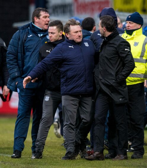 Jimmy Boyle will assist Jim McIntyre at Cove Rangers.