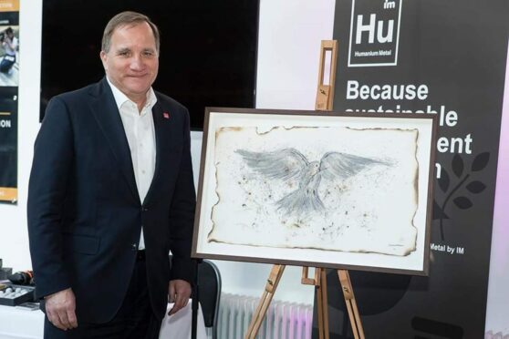 Dove of Peace was purchased by Stefan Löfven, former prime minister of Sweden.