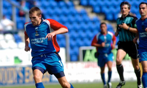 Steven Hislop in action for Caley Thistle in 2004.