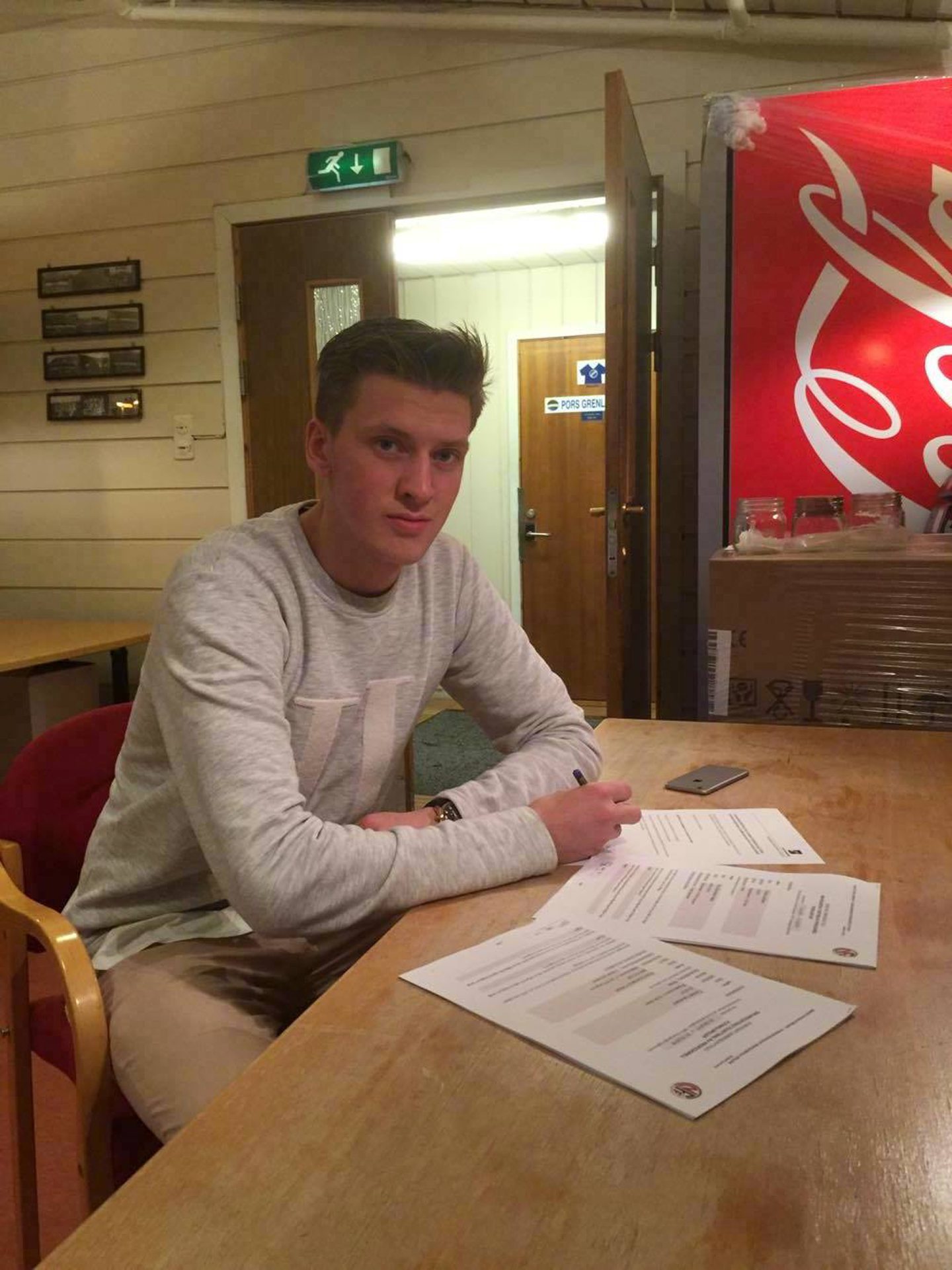 Aberdeen target Norwegian striker Tobias Lauritsen - pictured signing for Pors Fotball in 2016.