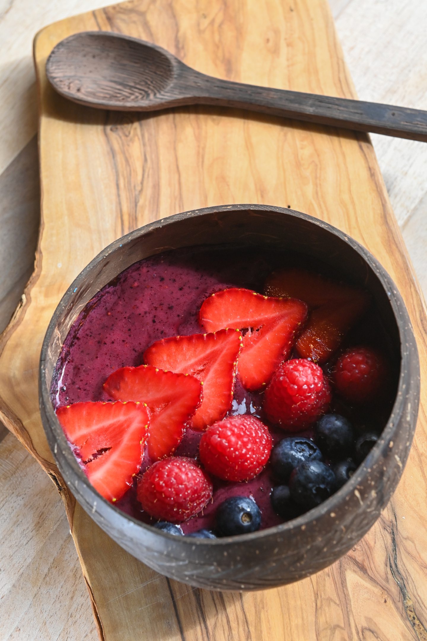 A breakfast smoothie bowl from Cafe Society