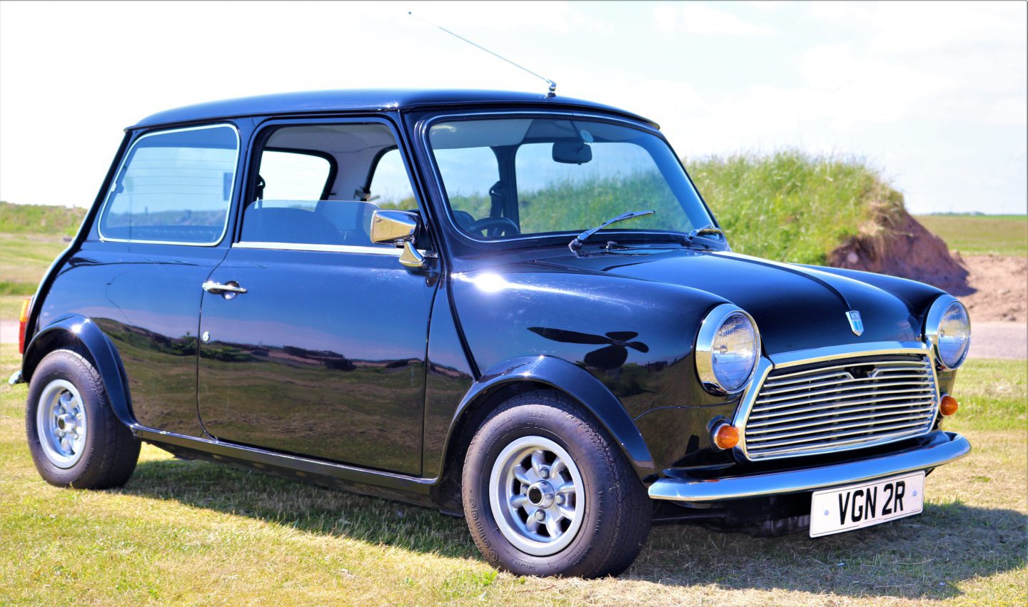 Andrew Martin: My drive in Cilla Black's Mini 1000 - Vimarsana News