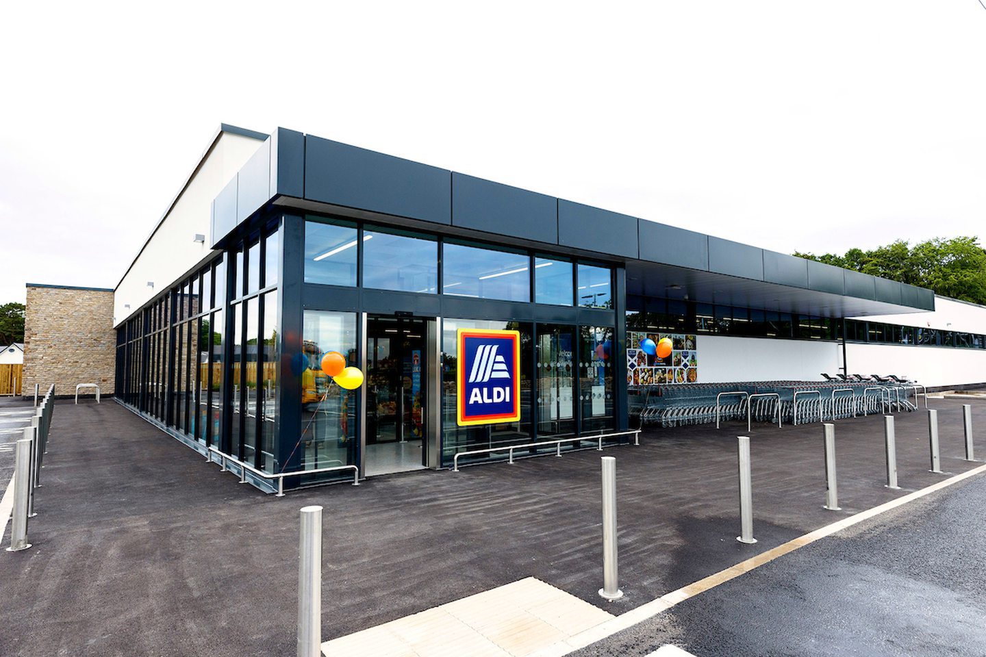 Aldi store on Countesswells Road opens doors to customers