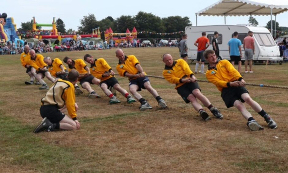 The club has set an historic Scottish record. Image: Cornhill Tug o' war team.