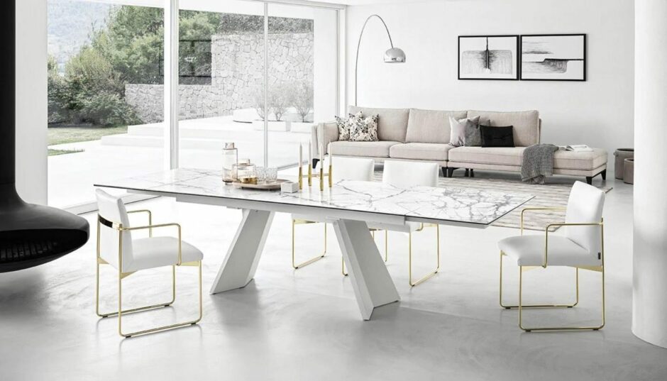 The Calligaris Icaro Extending/Fixed Table 