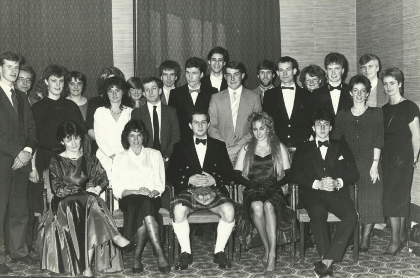 1987 - committee member Aileen Reid, women's captain Gillian Laing, captain Neil Brown, dinner organiser Ursula Lawrence, and armourer Euan Torrie plus the rest of the Aberdeen University Fencing Club at the club's annual dinner at the Station Hotel