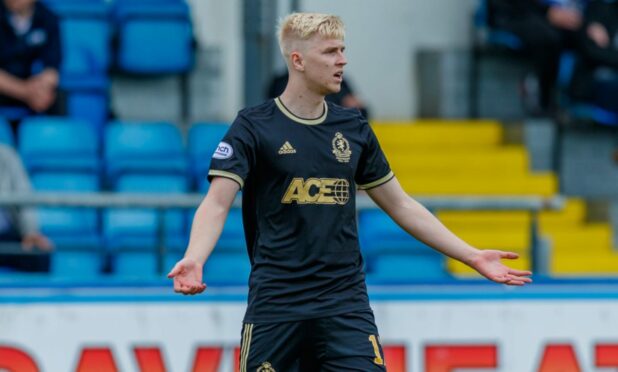 Luis Longstaff during his Cove Rangers debut against Morton. Photo by Dave Cowe