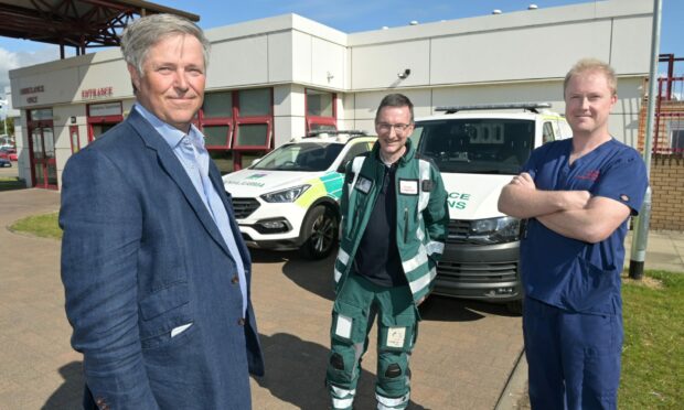 MSP Edward Mountain at the accident emergency department of Raigmore Hospital, Inverness meeting Dr Iain Craighead of Pict and consultant Dr Luke Regan. Picture by Sandy McCook.