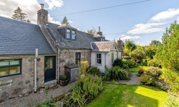 Heughhead Cottage and Bothy, near Strathdon, is tucked away but not far from village amenities.