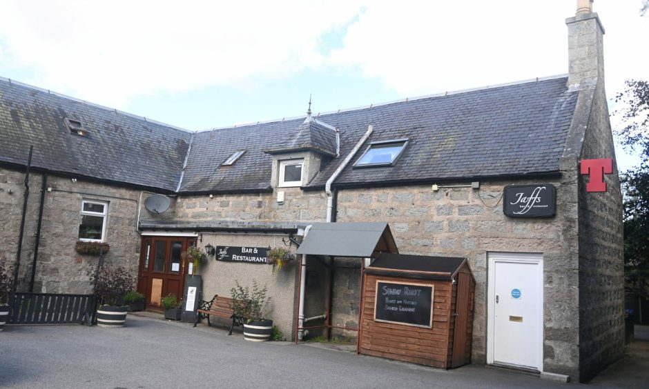 Exterior of Jaffs Bar and Restaurant in Dunecht