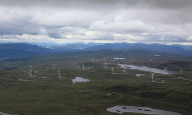 Consent granted for SSE Bhlaraidh wind farm extension in the Highlands near Loch Ness.