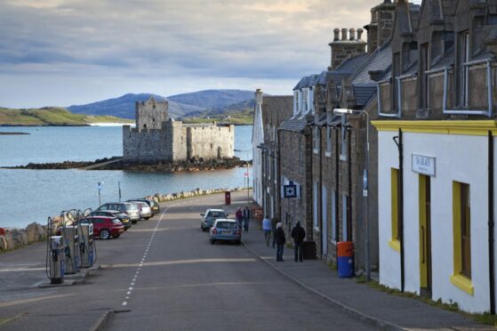 Residents in Barra will have no dentist until February. Image: Sandy McCook/ DC Thomson