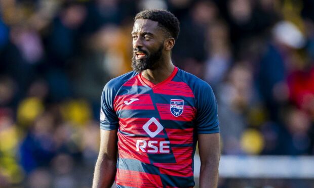 Jordy Hiwula in action for Ross County.