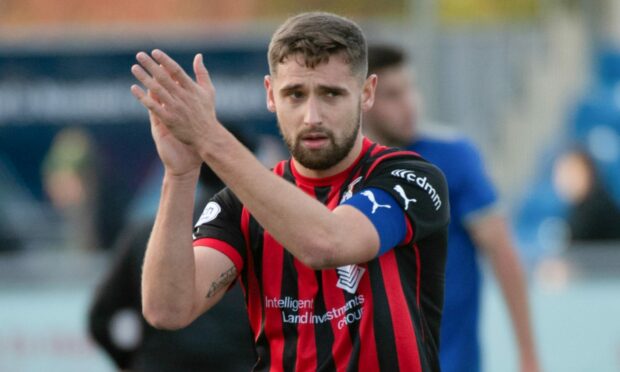 Caley Jags defender Robbie Deas is determined to help the side see off Raith Rovers on Saturday. 
Image: Euan Cherry/SNS Group