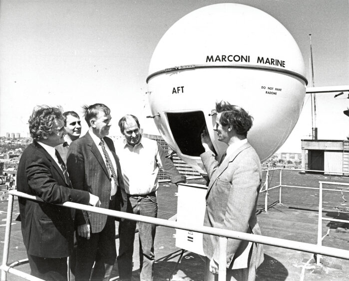 A class standing on the roof of Aberdeen Technical College