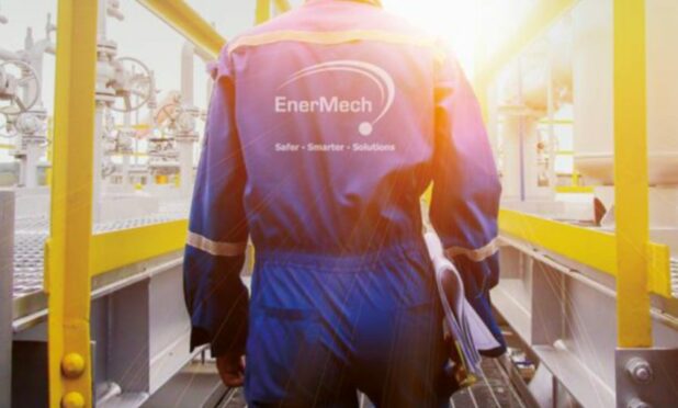 EnerMech worker