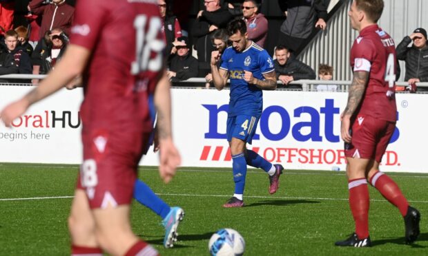 Connor Scully was at the double for Cove Rangers against Arbroath. Image: Kenny Elrick/DC Thomson