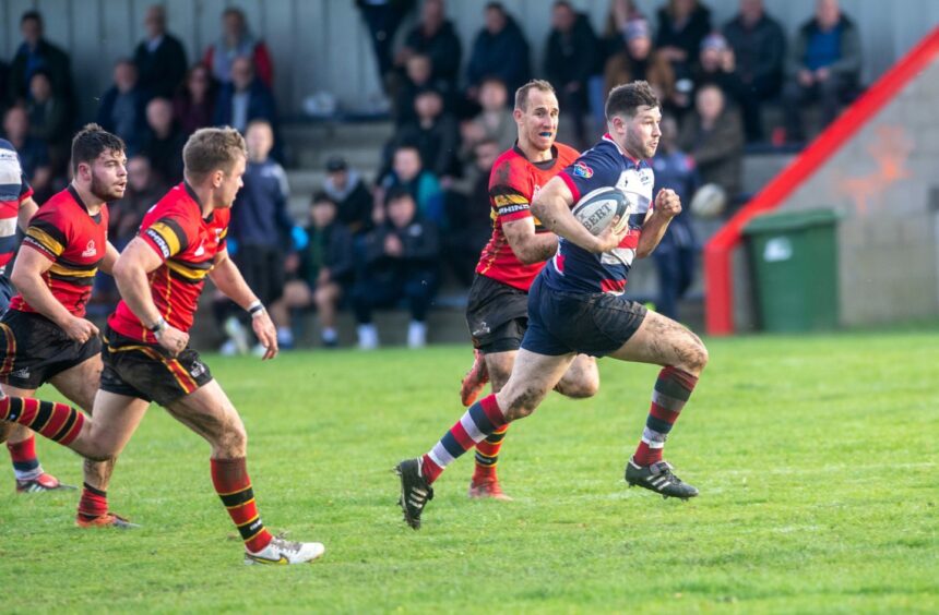 Ben Renton in action for Aberdeen Grammar against Stewart's Melville last month. Image: Kath Flannery/DC Thomson