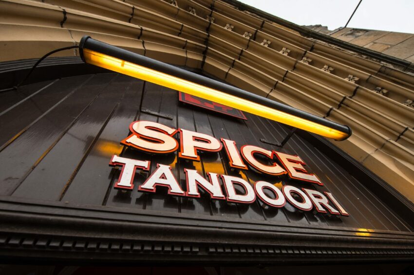  Spice Tandoori signage