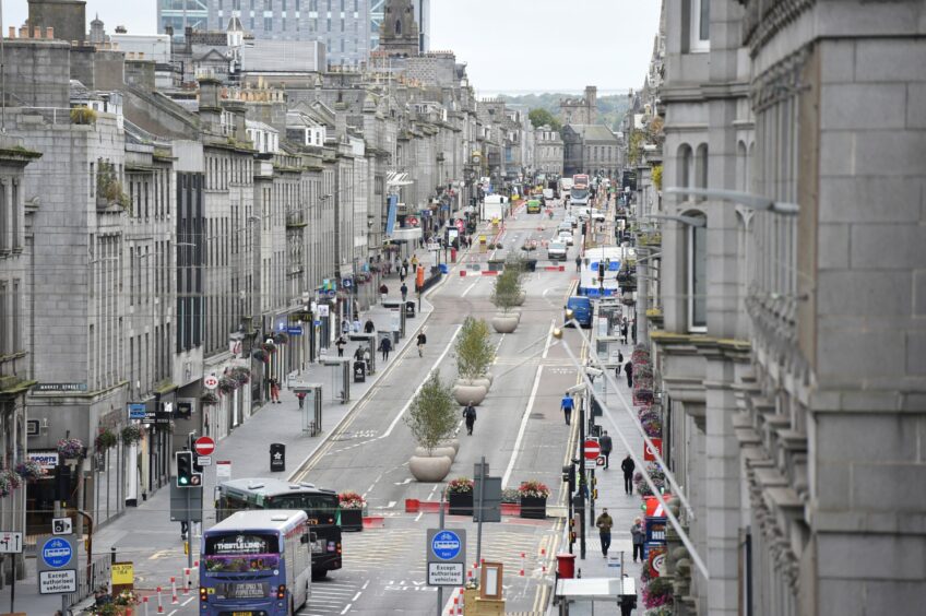 Union Street in Aberdeen. Image: Paul Glendell/DC Thomson, September 2020.