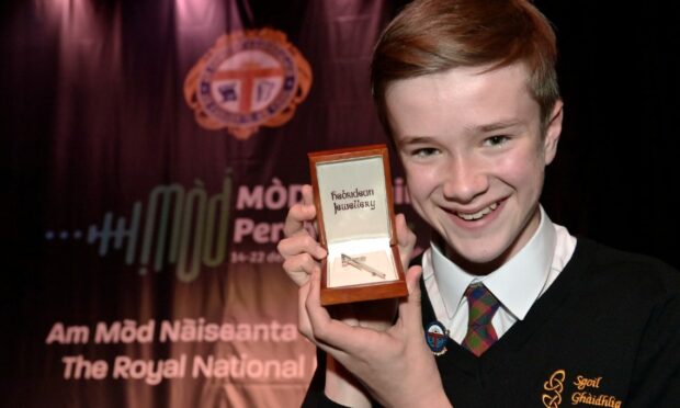 Finlay Morrison of Glasgow won the An Comunn Gaidhealach kilt pin. Image: Sandy McCook/ DC Thomson.