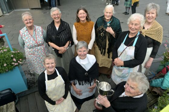 Badenoch Ladies Waulking Group went head-to-head against Lothian Gaelic Choir to win the Harris Tweed Authority Trophy. Image: Sandy McCook/ DC Thomson.