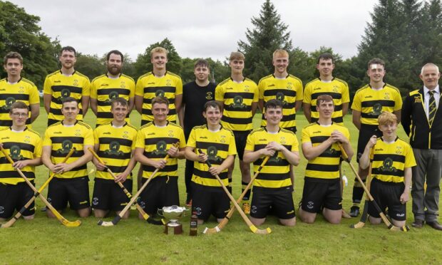 Col Glen defeated Glengarry 2-1 to win the Single Team Competition. Image: SportPix.