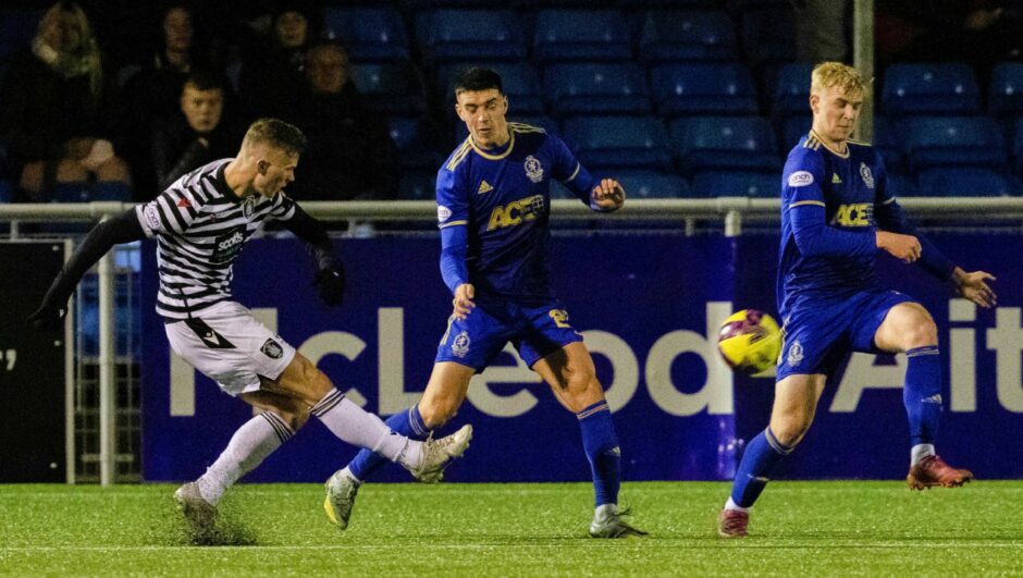 Max Johnston during a cinch Championship match between Cove Rangers and Queen's Park. Image: SNS