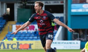 Manager Malky Mackay says Ross County striker won’t be on move to St Johnstone