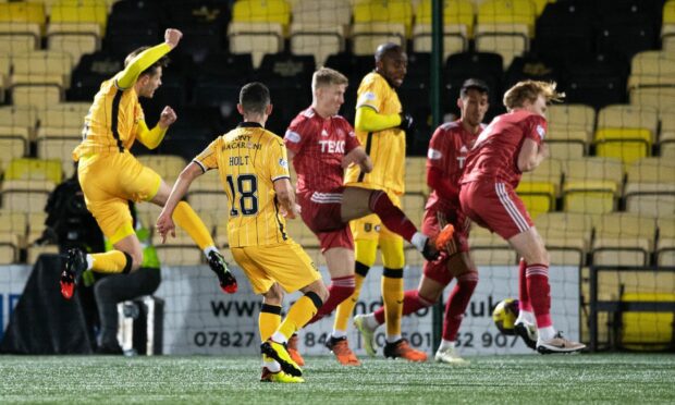 Jack Fitzwater scores to make it 1-0 during a cinch Premiership match between Livingston and Aberdeen at the Tony Macaroni Arena,. Image: SNS