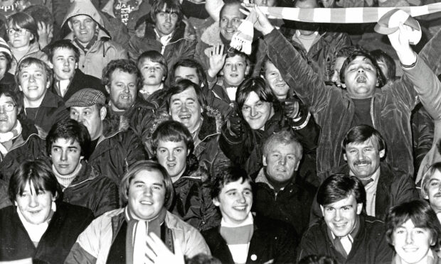 Aberdeen FC UEFA Cup 1981-11-25 Supporters (C)AJL
Used P&J 26.11.1981
Aberdeen 3 v 1 SV Hamburg.
Some of the Dons supporters at the King Street end during their team's UEFA Cup match against SV Hamburg in November 1981.