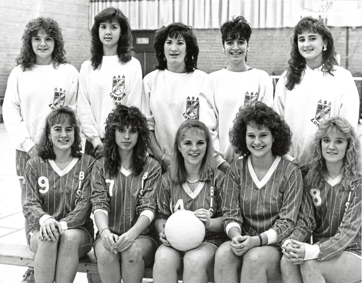 1988 - The American School of Aberdeen, senior girls volleyball team who were runners up in a national competition in London
